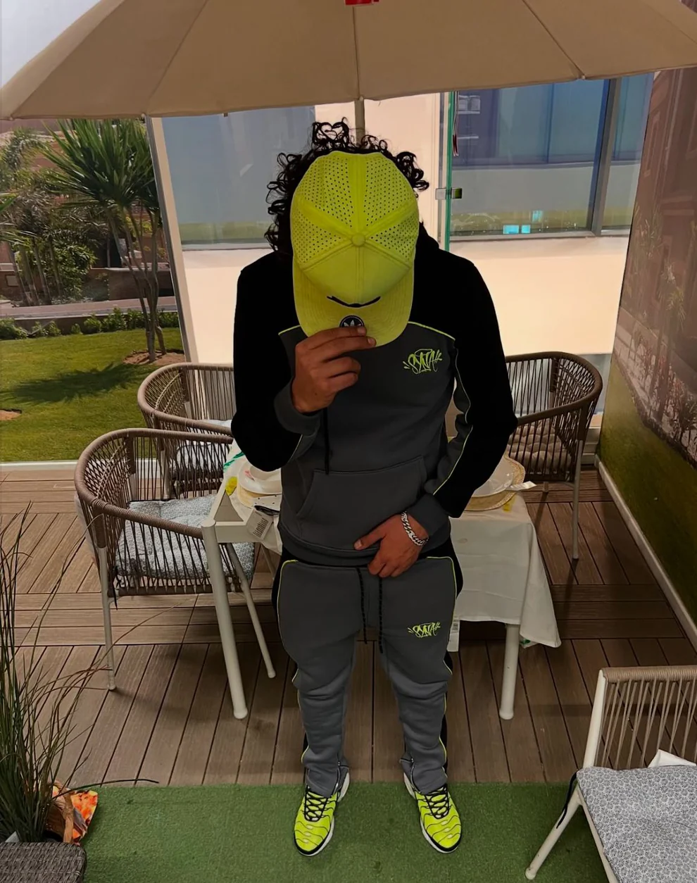 SYNA WORLD TRACKSUIT