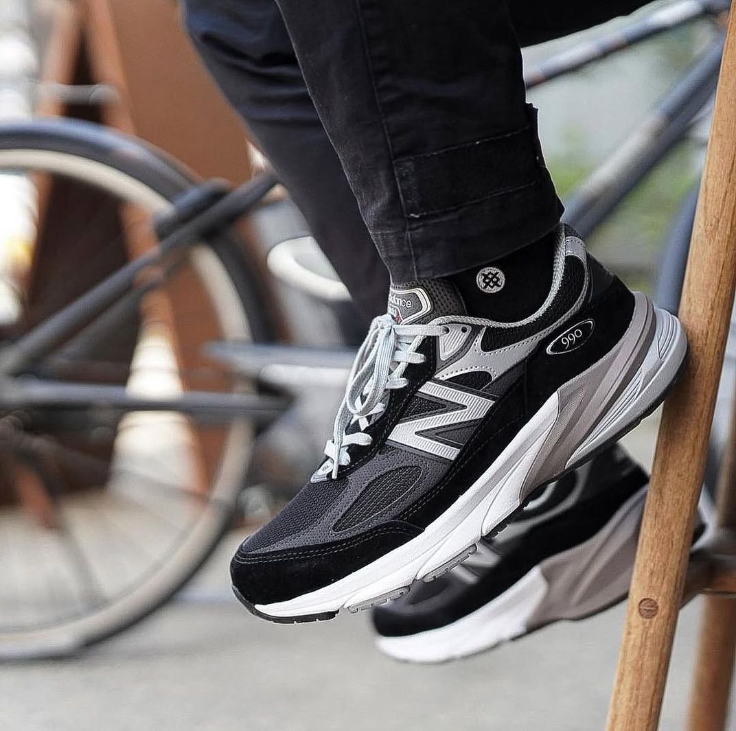 NEW BALANCE 990V6 BLACK