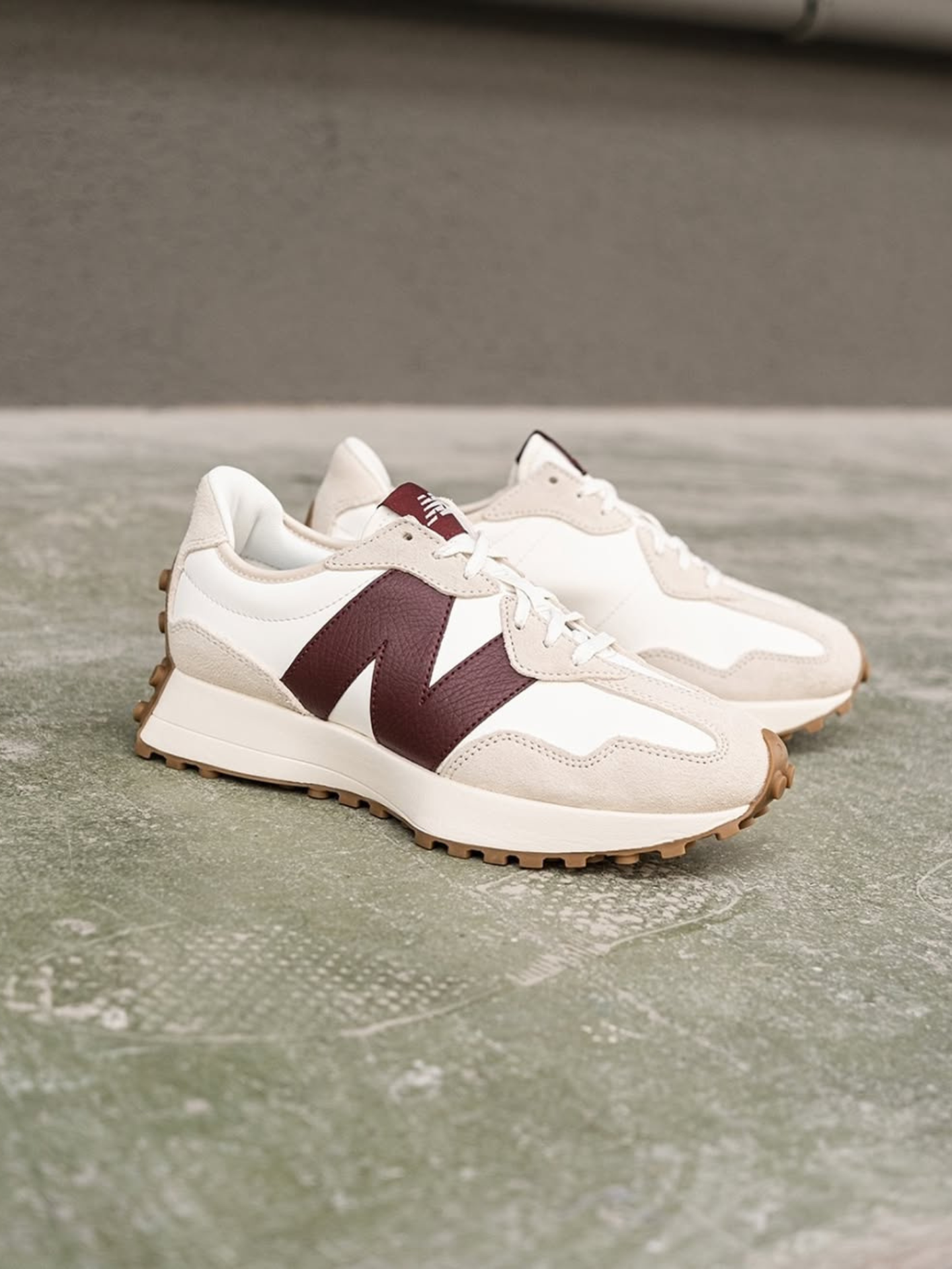 NEW BALANCE 327