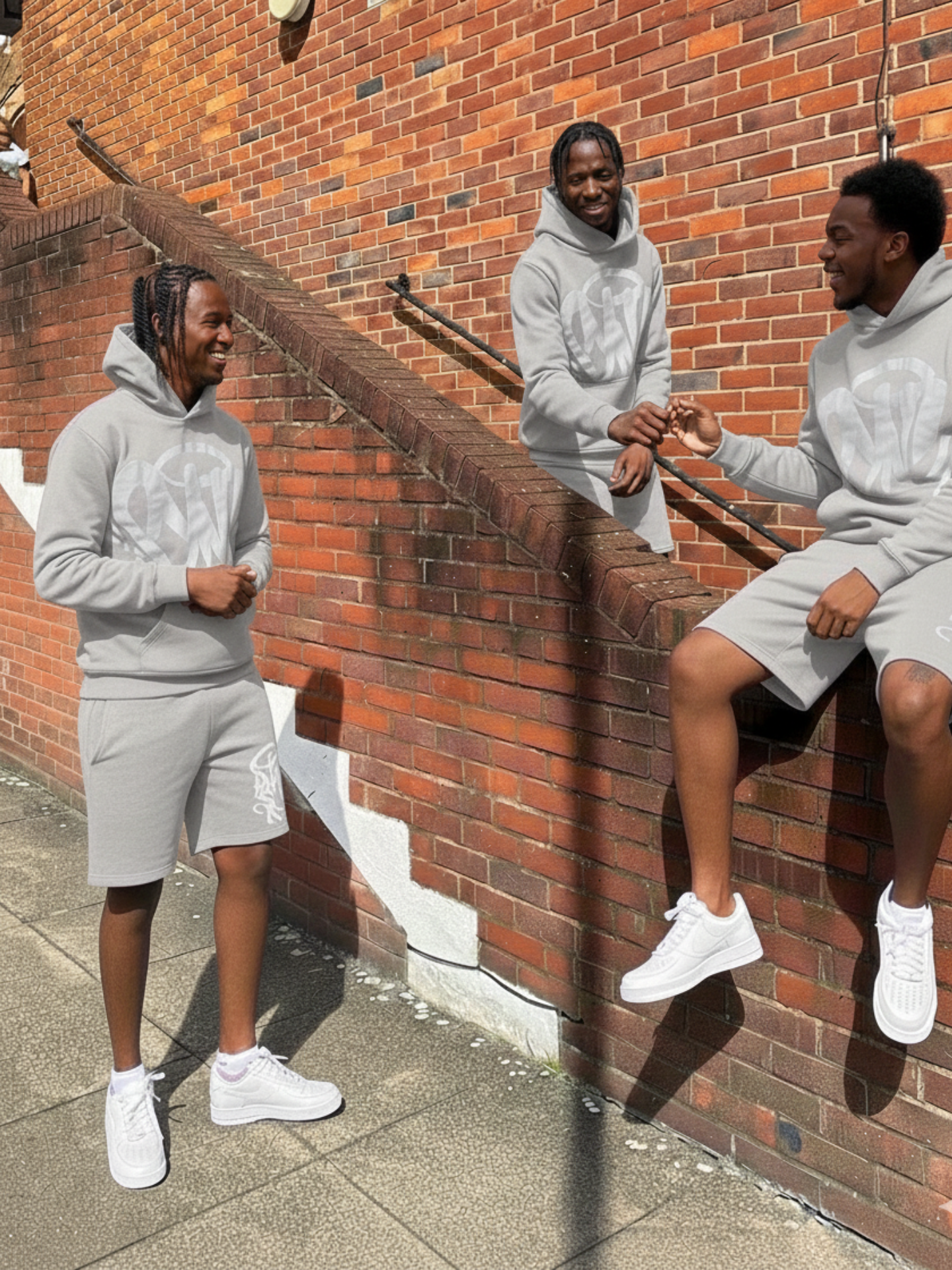 HOODIE SYNAWORLD GREY