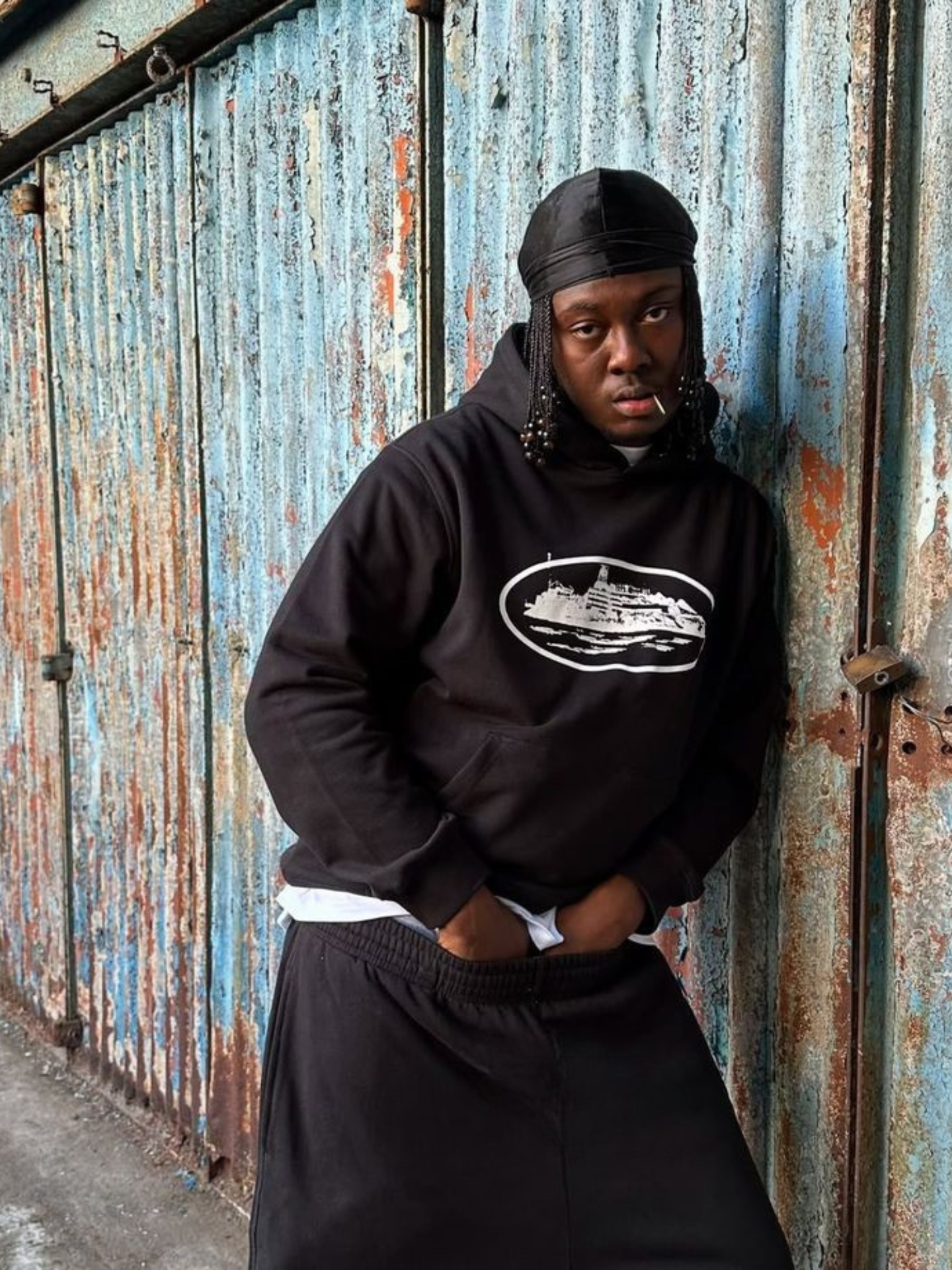 HOODIE CORTEIZ BLACK
