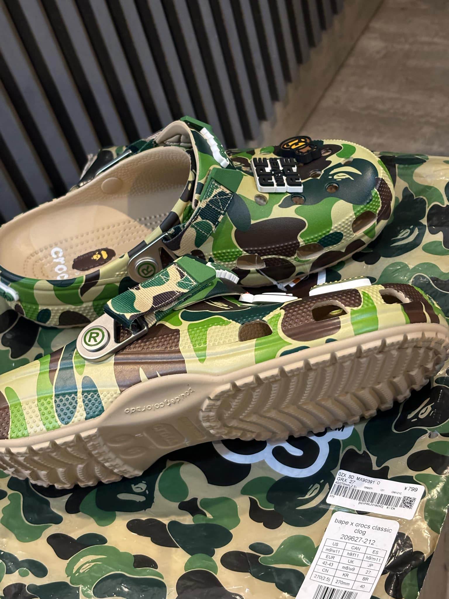 BAPE CROCS GREEN