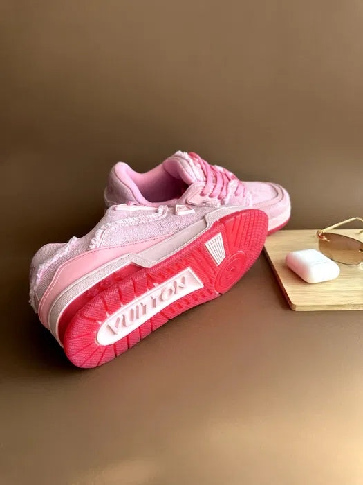 LOUIS VUITTON TRAINER TRIPLE PINK
