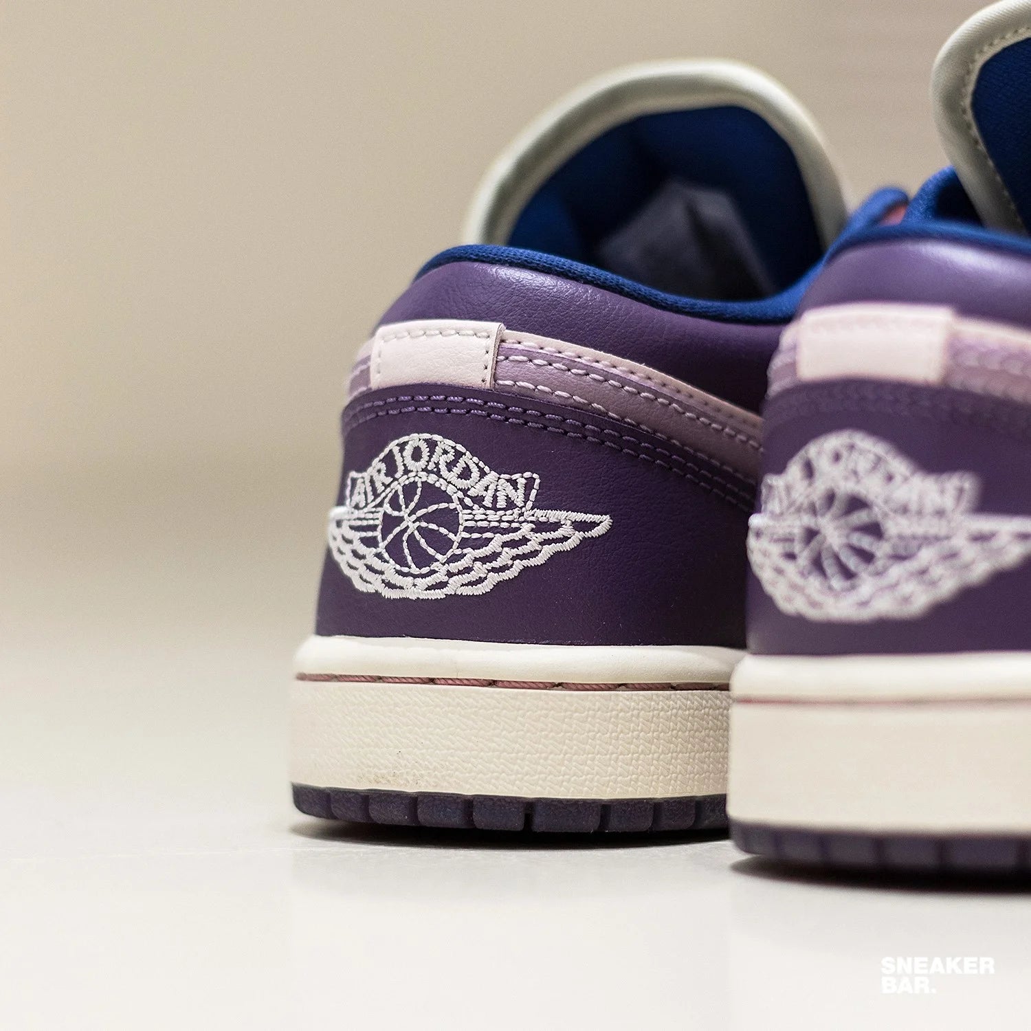 NIKE AIR JORDAN 1 LOW PASTEL PURPLE